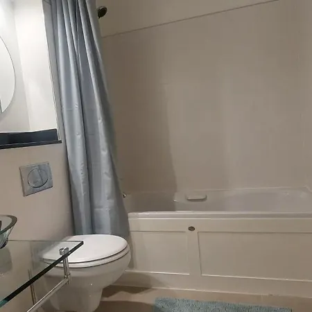 Elegantly Refurbed 2bd In Shankill - 3km From Bray * Δουβλίνο