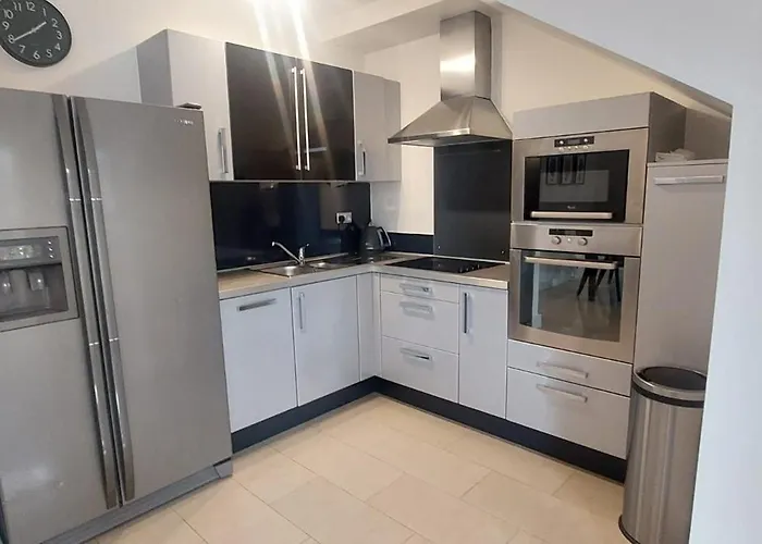 Appartement Elegantly Refurbed 2bd In Shankill - 3km From Bray *