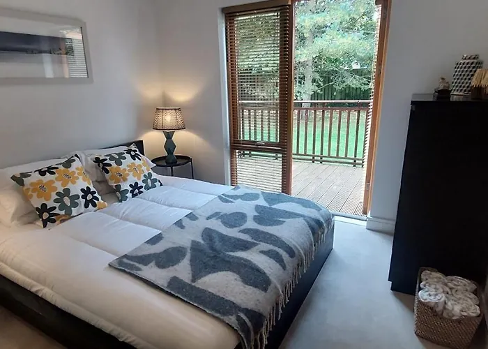 Elegantly Refurbed 2bd In Shankill - 3km From Bray Dublin
